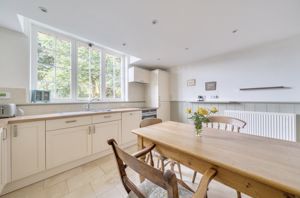 Photo 21- click for photo gallery